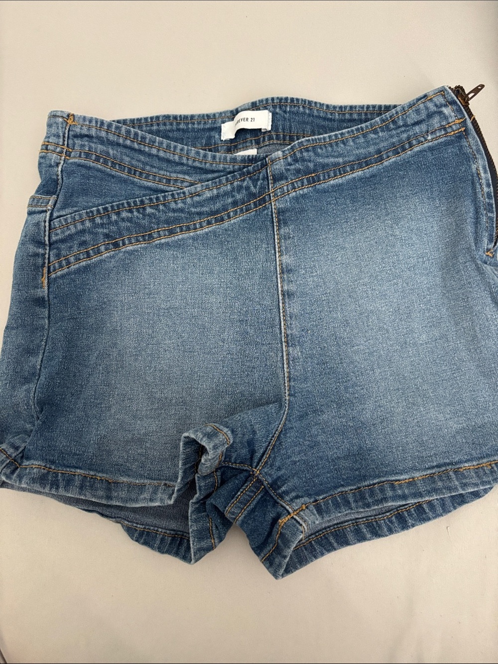 Forever 21 Women's Light Blue Denim High-Rise Shorts